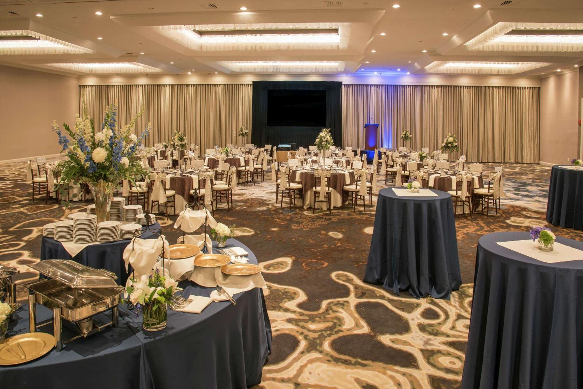 Doubletree By Hilton Manchester Downtown Buitenkant foto